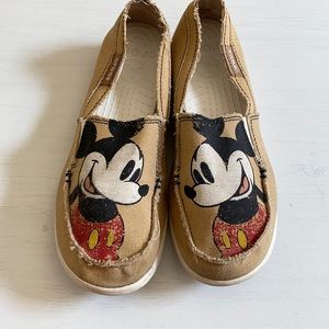 Disney Mickey Mouse canvas Crocs